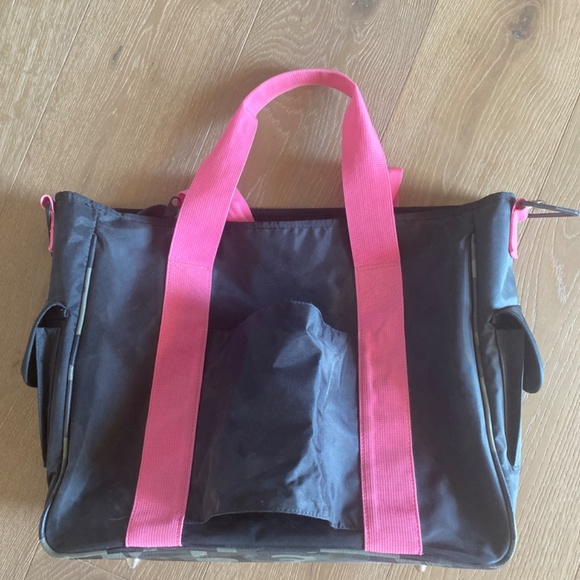 Roxy Duffle Tote Carryall - Picture 3 of 10